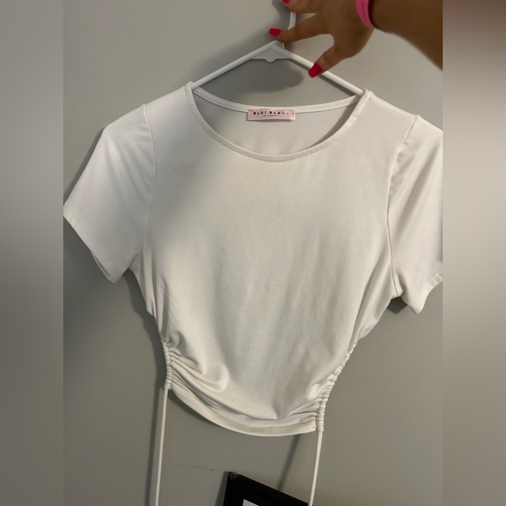 Blue blush white cropped open back t shirt